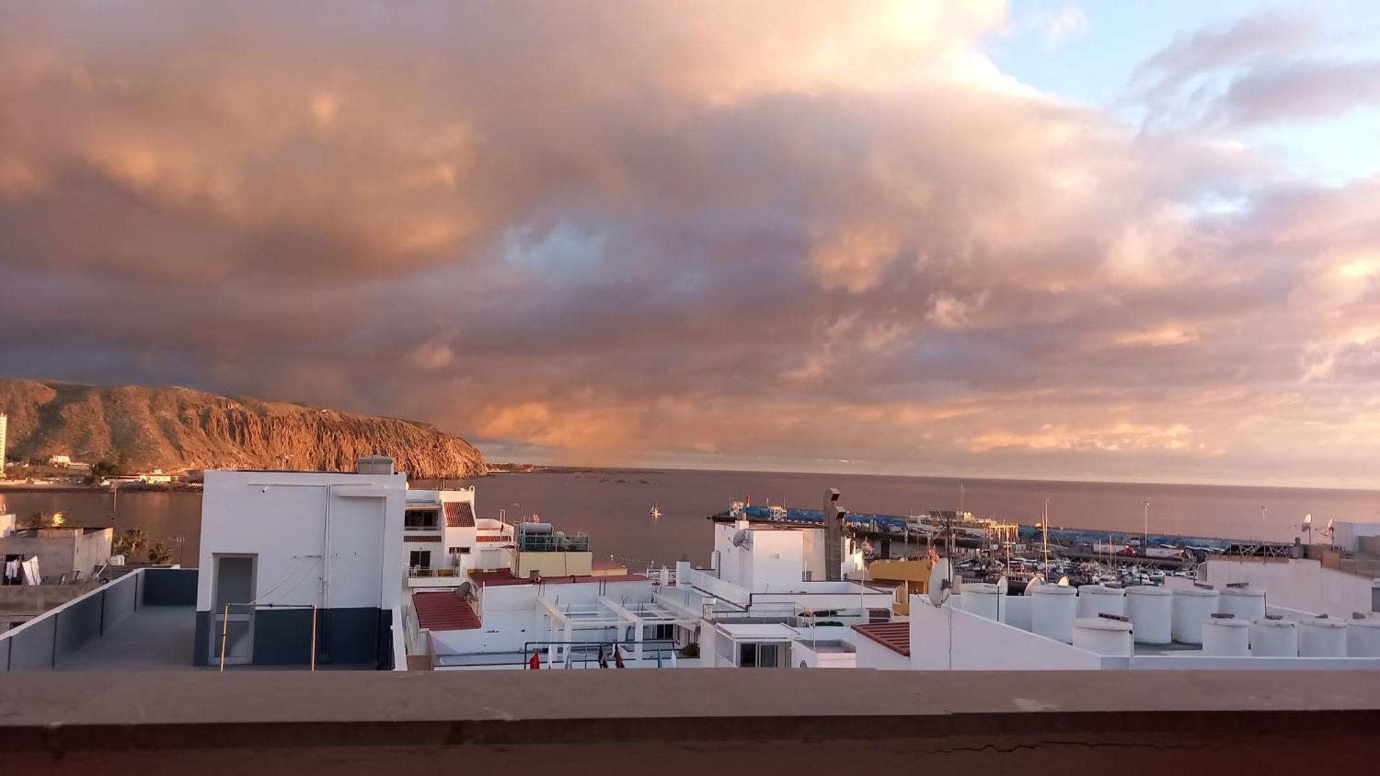 Casa Sonny Lägenhet Los Cristianos  Exteriör bild